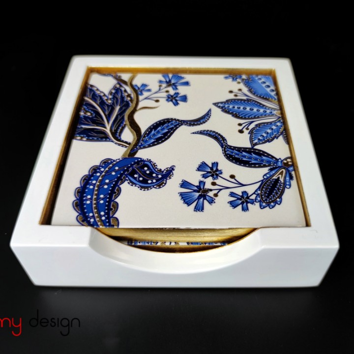 Set of 4 blue flower coasters with box